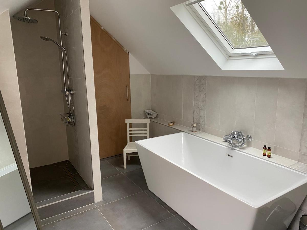 Le Moulin Bleu Bed and Breakfast Saint Cyr-sous-Dourdan Buitenkant foto