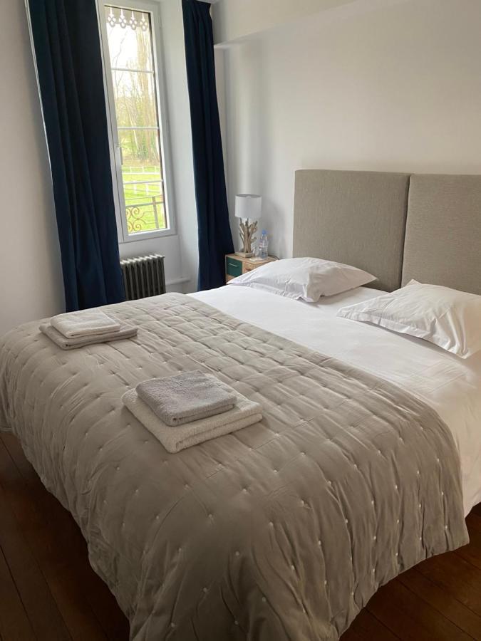Le Moulin Bleu Bed and Breakfast Saint Cyr-sous-Dourdan Buitenkant foto