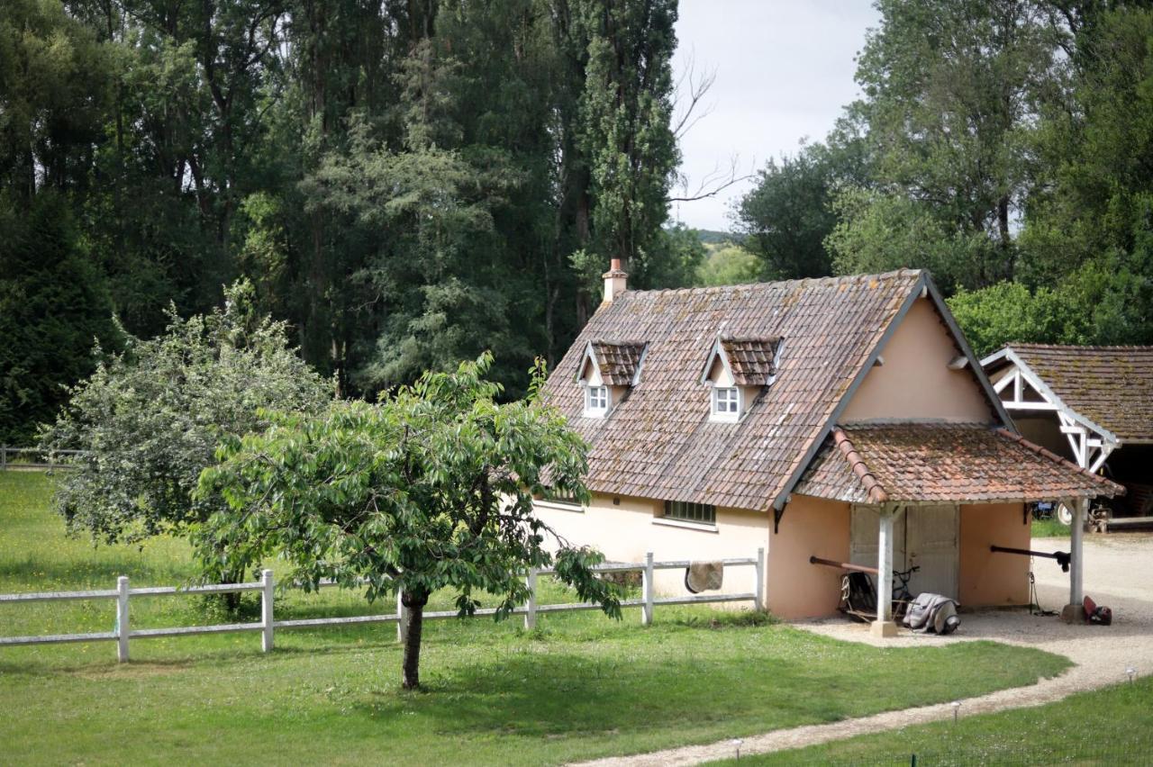 Le Moulin Bleu Bed and Breakfast Saint Cyr-sous-Dourdan Buitenkant foto