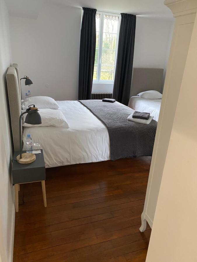 Le Moulin Bleu Bed and Breakfast Saint Cyr-sous-Dourdan Buitenkant foto