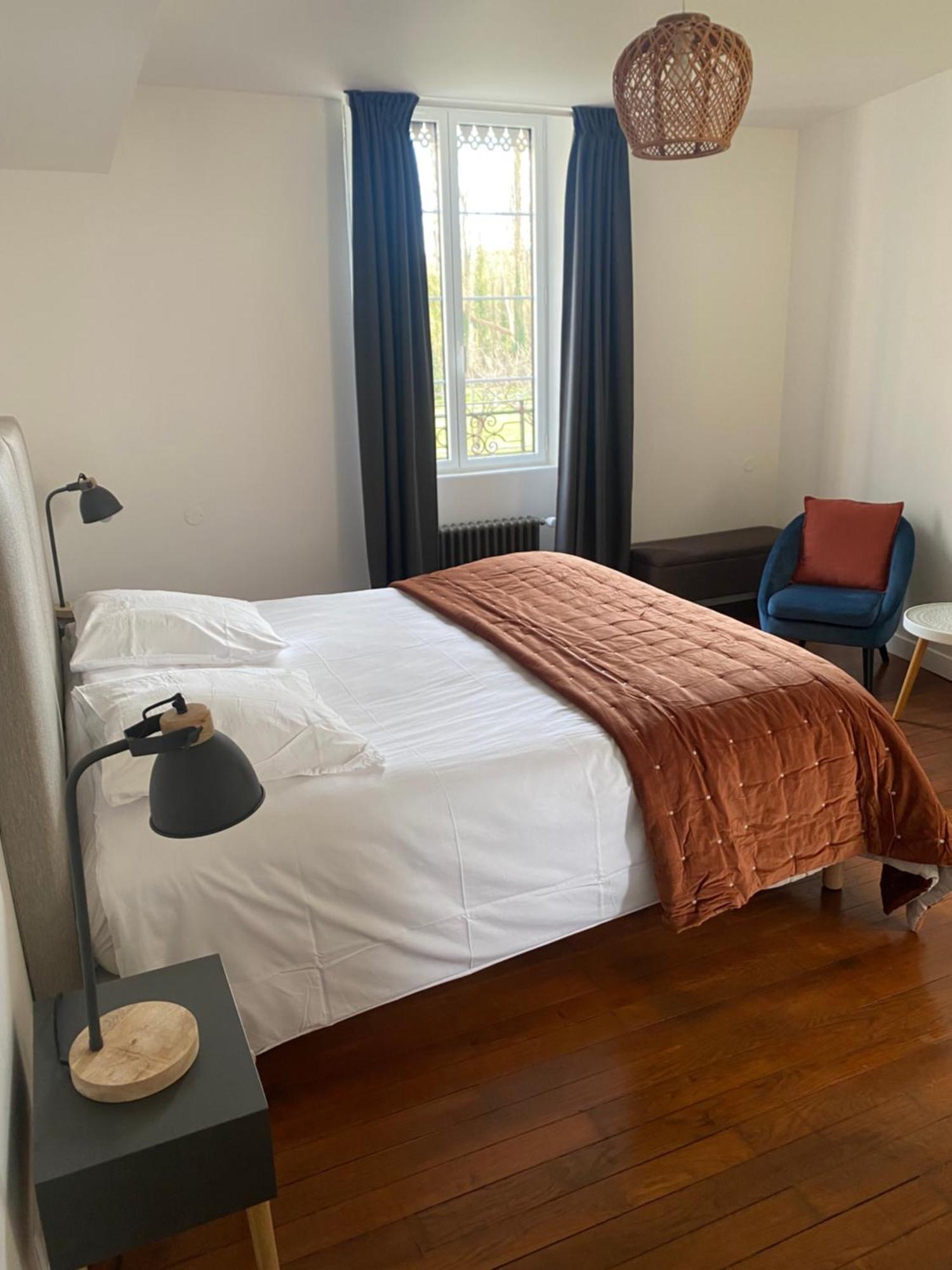 Le Moulin Bleu Bed and Breakfast Saint Cyr-sous-Dourdan Buitenkant foto